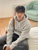 Gebreide Grijze Trui Met Capuchon Voor Heren - Afbeelding 3